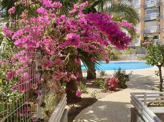 Estrella Hotel *